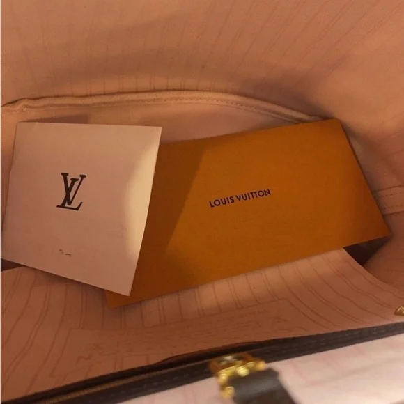 Louis Vuitton Tote MM Rose Ballerine Canvas/Leather With Pochette - Picture 7 of 8